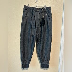 Elite Jeans Harem Style Size 11/12 With Belt‎
